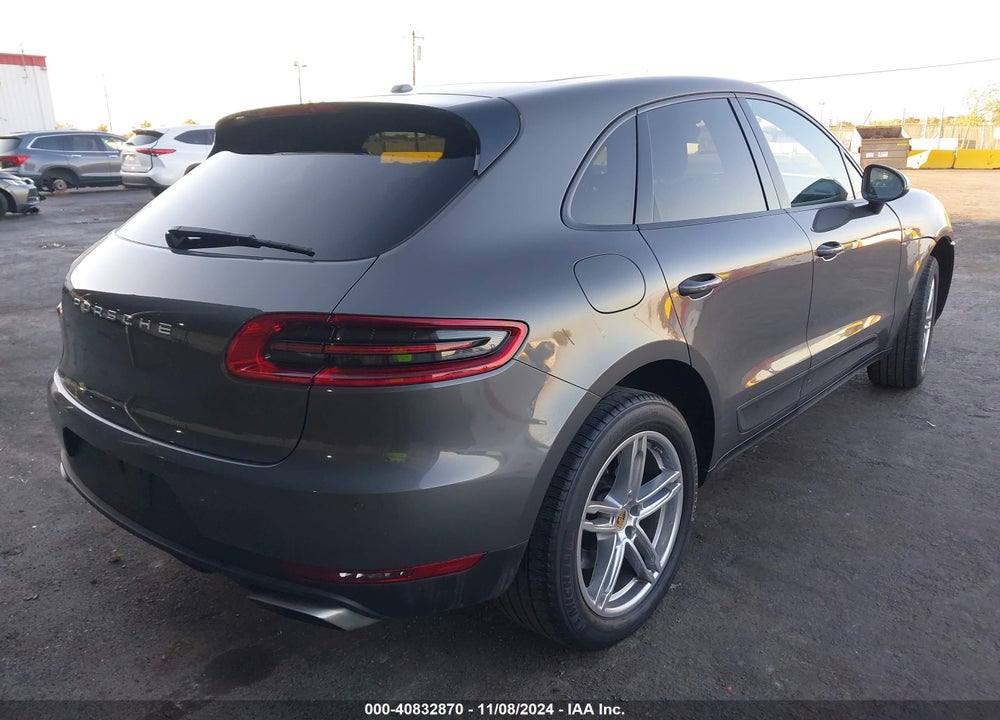 2018 PORSCHE MACAN VIN: WP1AA2A58JLB23020