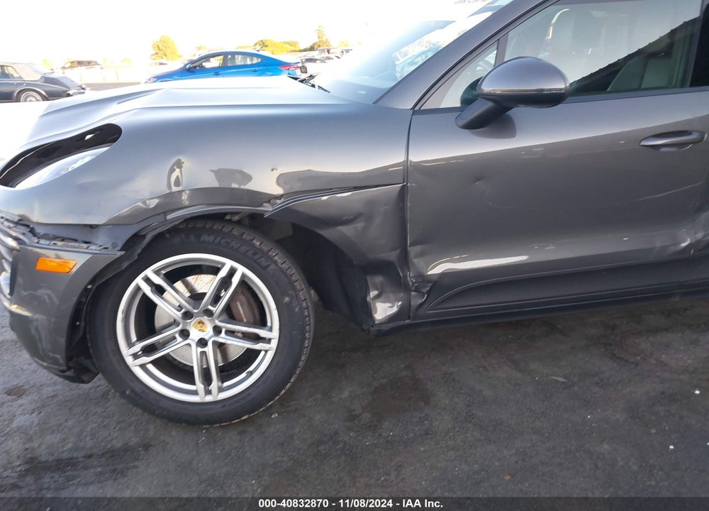 2018 PORSCHE MACAN VIN: WP1AA2A58JLB23020