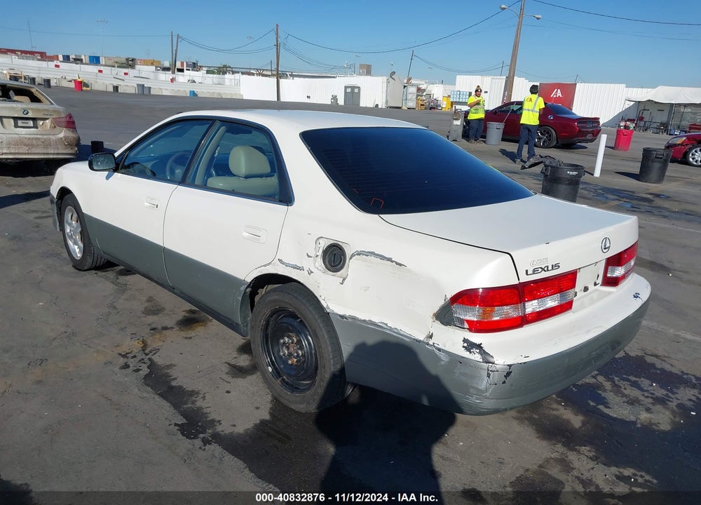 2000 LEXUS ES 300 VIN: JT8BF28G9Y5091500