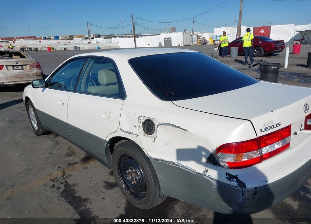 2000 LEXUS ES 300 VIN: JT8BF28G9Y5091500