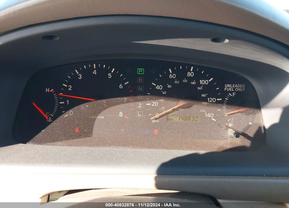 2000 LEXUS ES 300 VIN: JT8BF28G9Y5091500