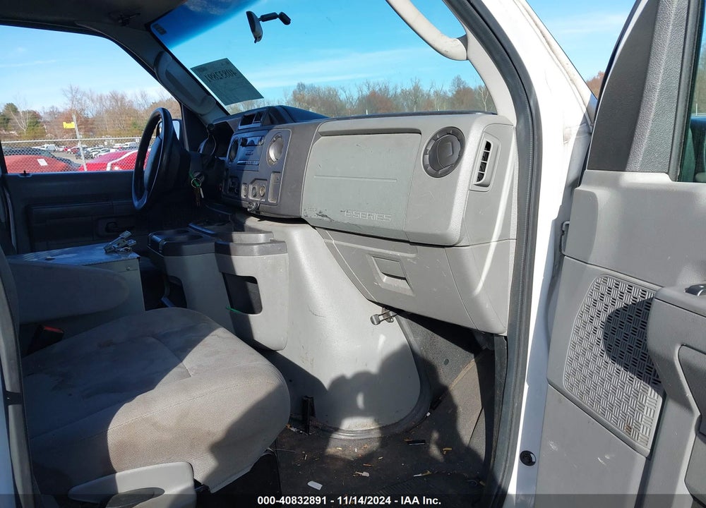 2011 FORD E-250 COMMERCIAL VIN: 1FTNE2EL0BDB32080