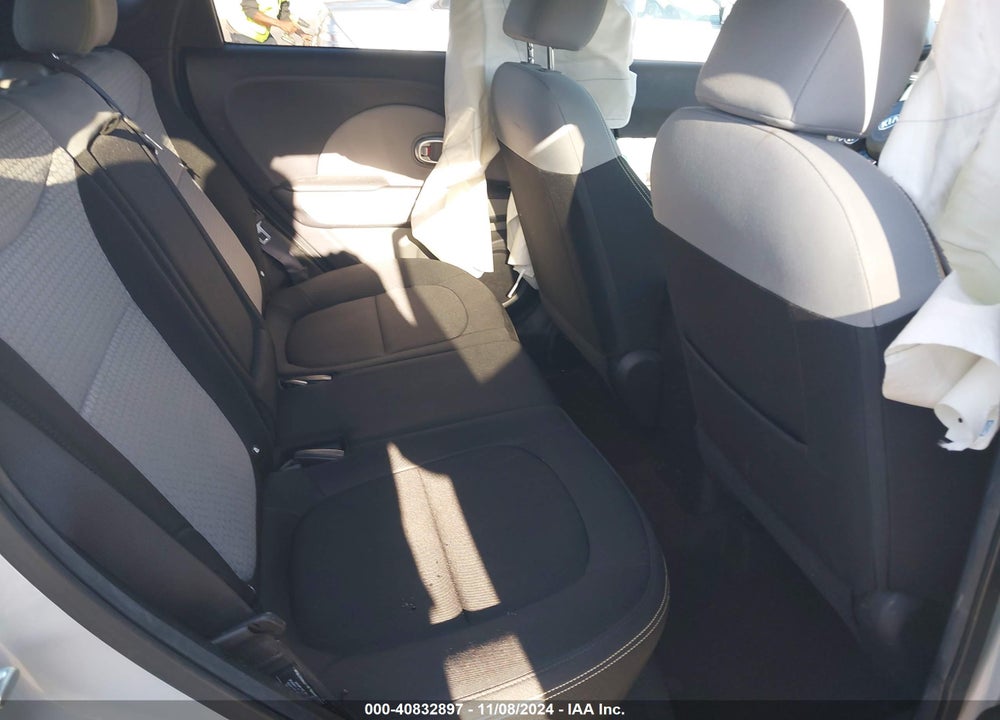 2015 KIA SOUL VIN: KNDJP3A54F7806631