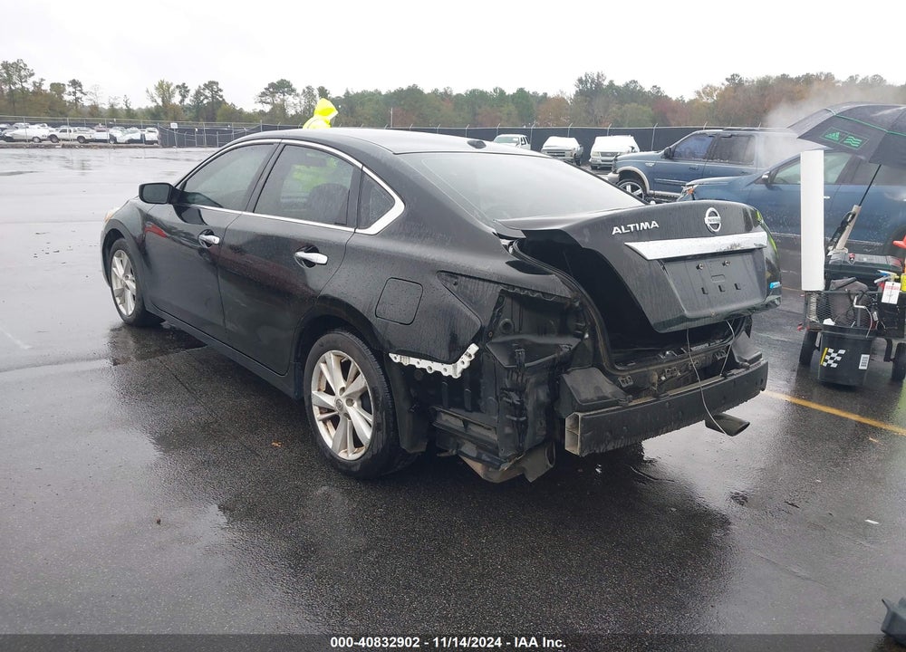 2013 NISSAN ALTIMA VIN: 1N4AL3AP0DC184214