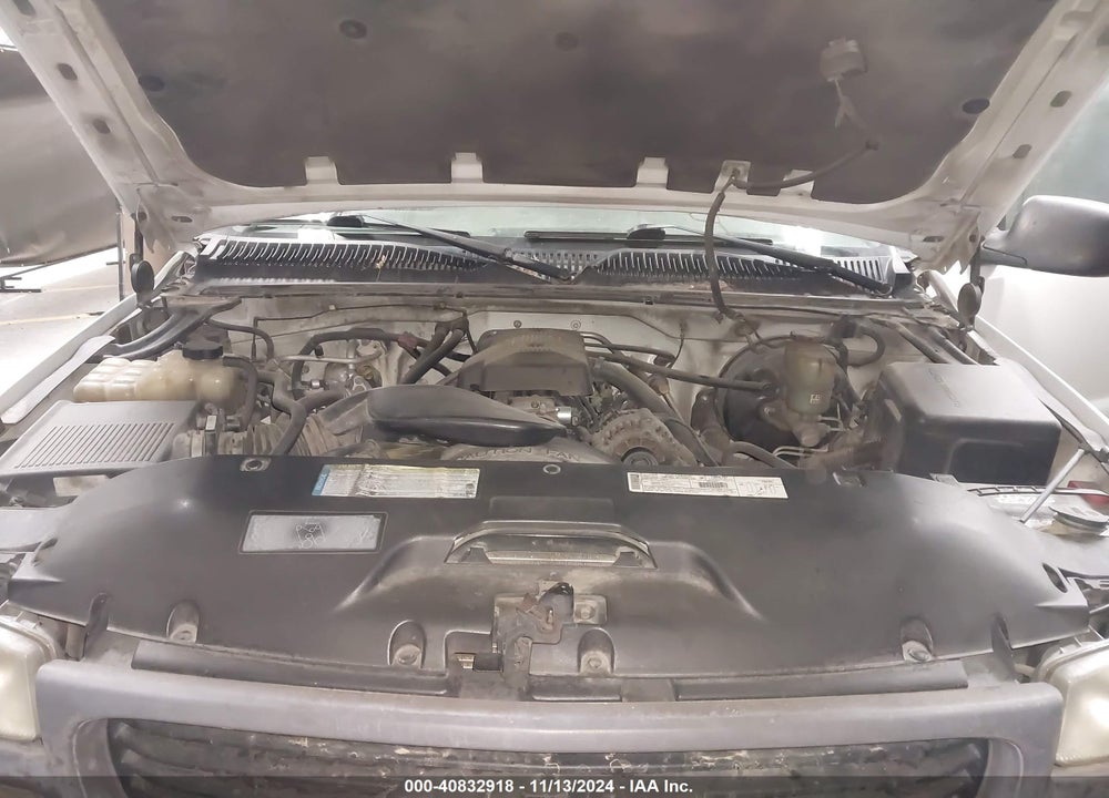 2000 GMC SIERRA 1500 SL VIN: 1GTEC14V6YE900487