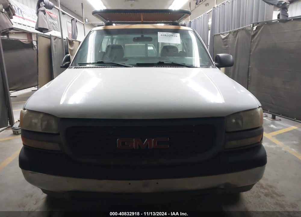 2000 GMC SIERRA 1500 SL VIN: 1GTEC14V6YE900487