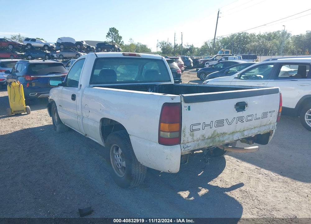 2002 CHEVROLET SILVERADO 1500 VIN: 1GCEC14VX2Z235786