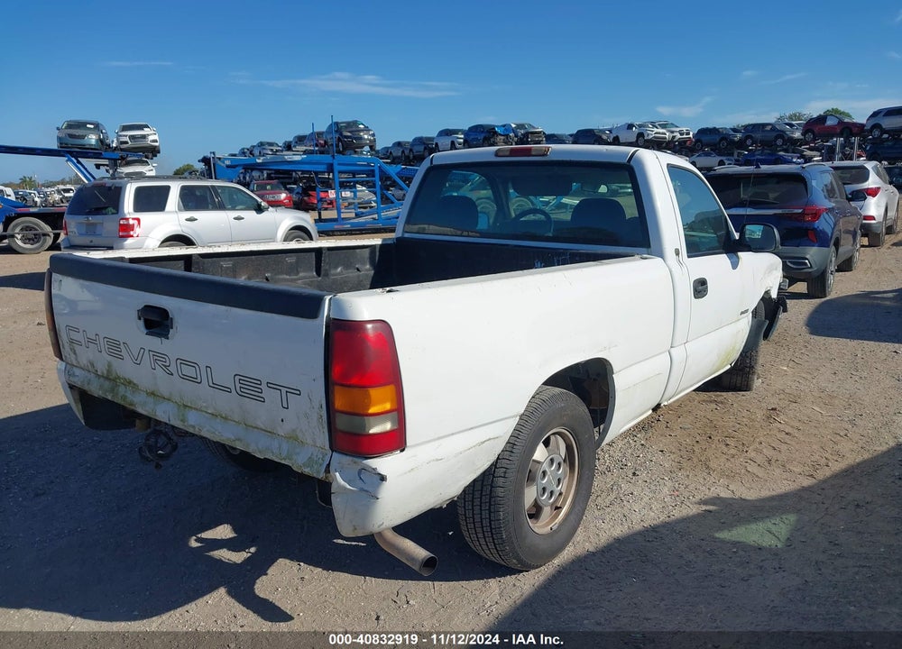 2002 CHEVROLET SILVERADO 1500 VIN: 1GCEC14VX2Z235786