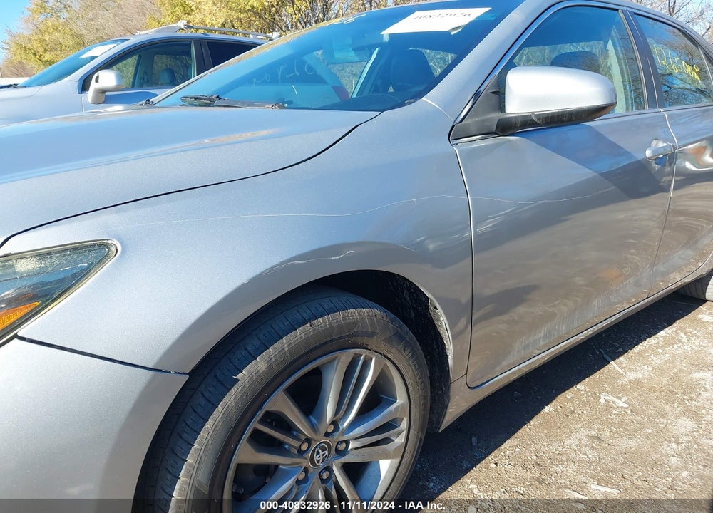 2015 TOYOTA CAMRY SE VIN: 4T1BF1FKXFU922357