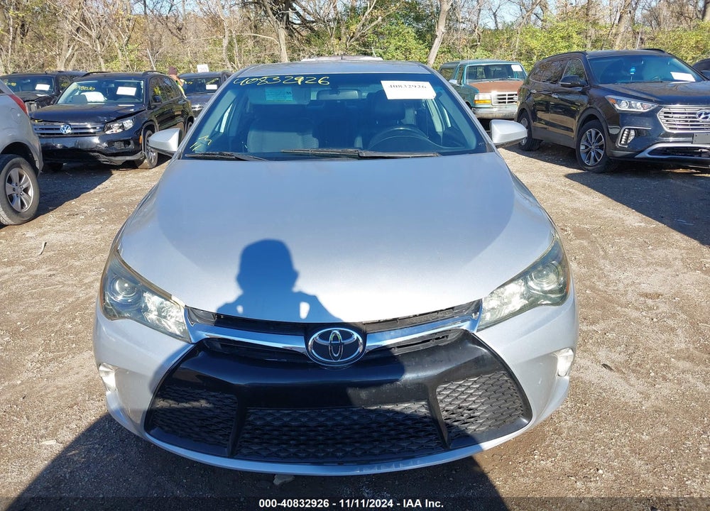 2015 TOYOTA CAMRY SE VIN: 4T1BF1FKXFU922357