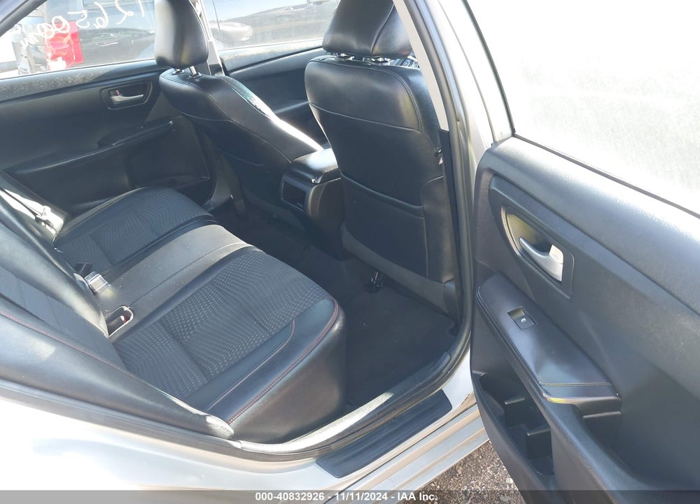 2015 TOYOTA CAMRY SE VIN: 4T1BF1FKXFU922357