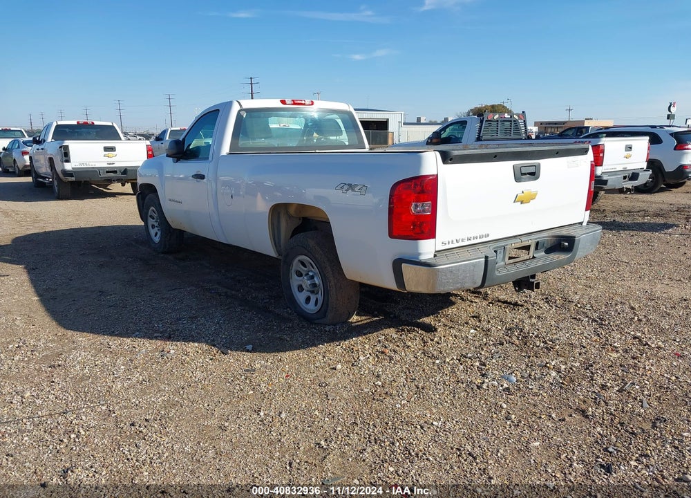 2013 CHEVROLET SILVERADO 1500 WORK TRUCK VIN: 1GCNKPE09DZ174894