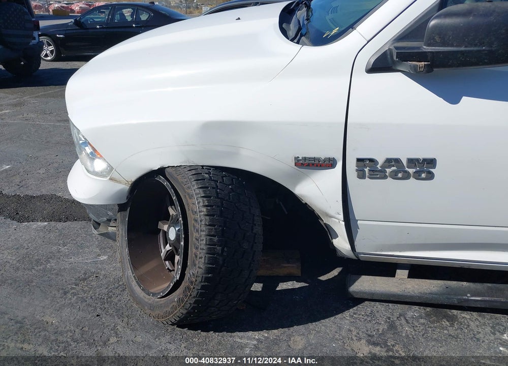 2016 RAM 1500 VIN: 1C6RR6GT1GS240907