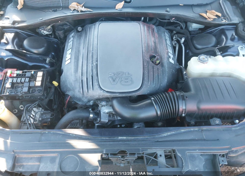 2011 CHRYSLER 300C VIN: 2C3CA6CT4BH536620