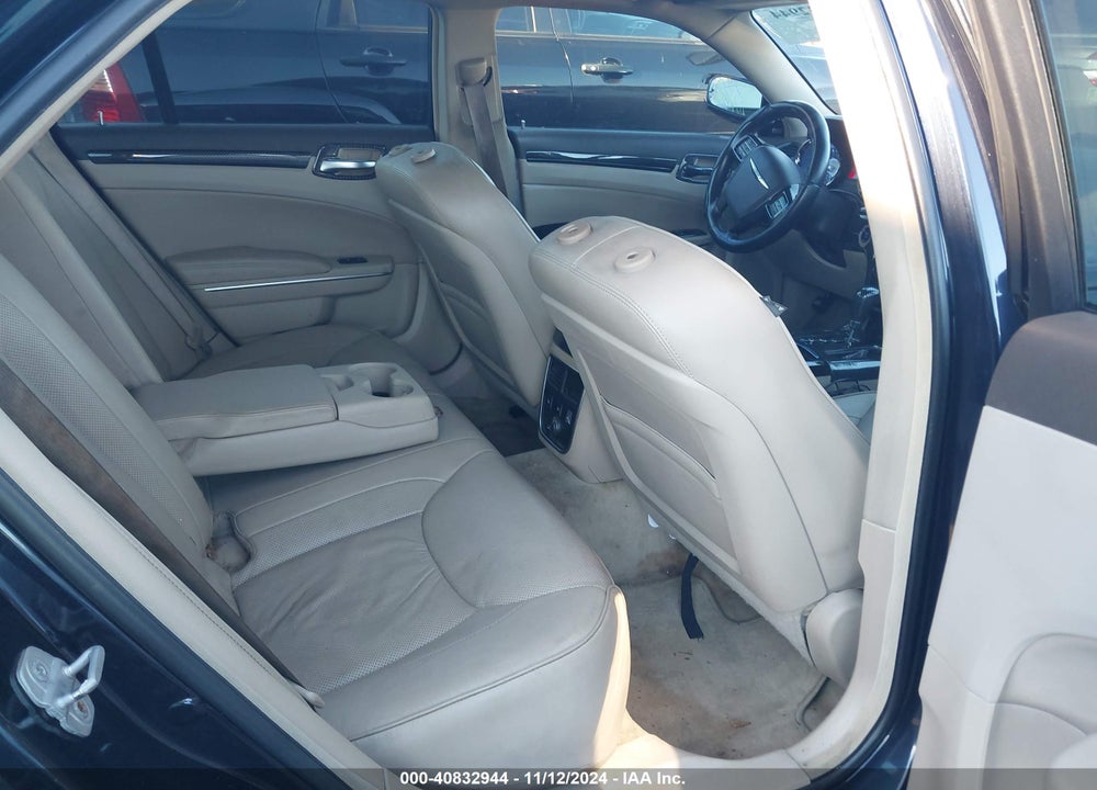 2011 CHRYSLER 300C VIN: 2C3CA6CT4BH536620