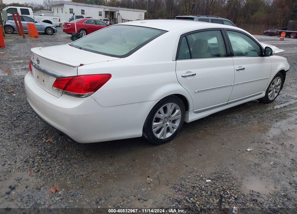 2011 TOYOTA AVALON VIN: 4T1BK3DB6BU382929