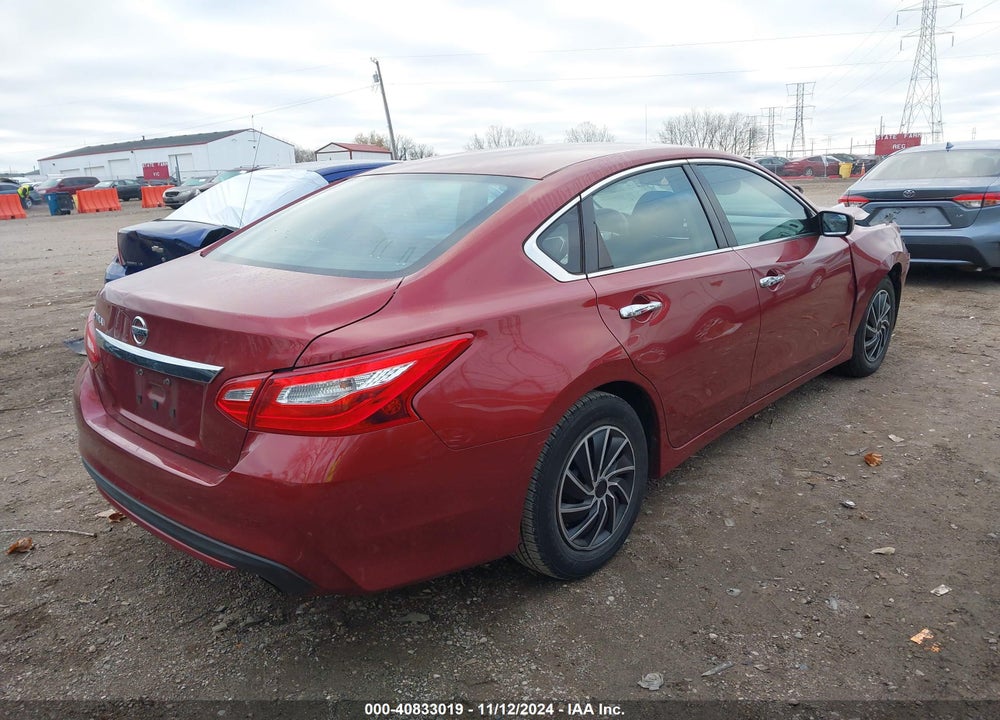 2017 NISSAN ALTIMA VIN: 1N4AL3AP5HC169584