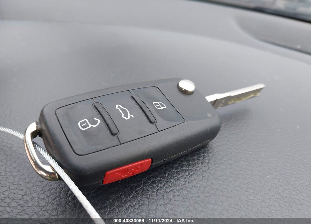 2014 VOLKSWAGEN JETTA 2.0L TDI VIN: 3VWLL7AJ8EM392182
