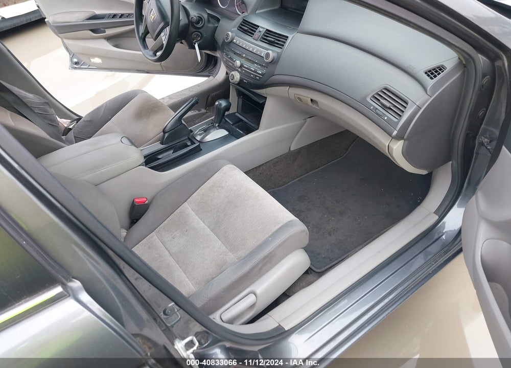 2010 HONDA ACCORD 2.4 LX-P VIN: 1HGCP2F48AA164544