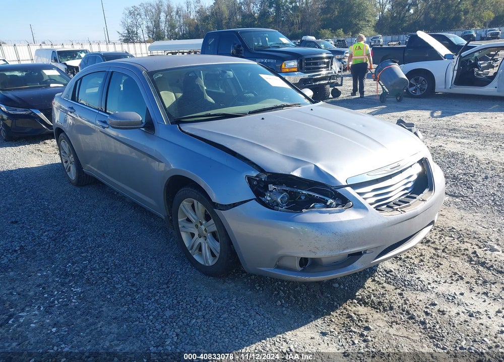 2014 CHRYSLER 200 TOURING VIN: 1C3CCBBB4EN165238