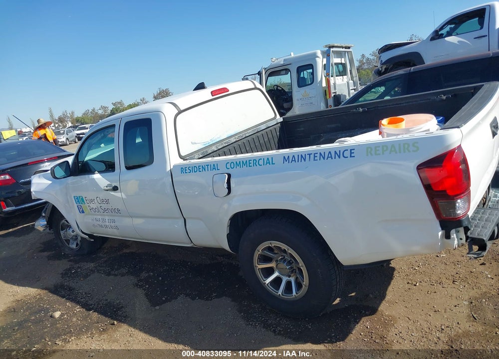 2018 TOYOTA TACOMA SR VIN: 5TFRX5GN7JX123742