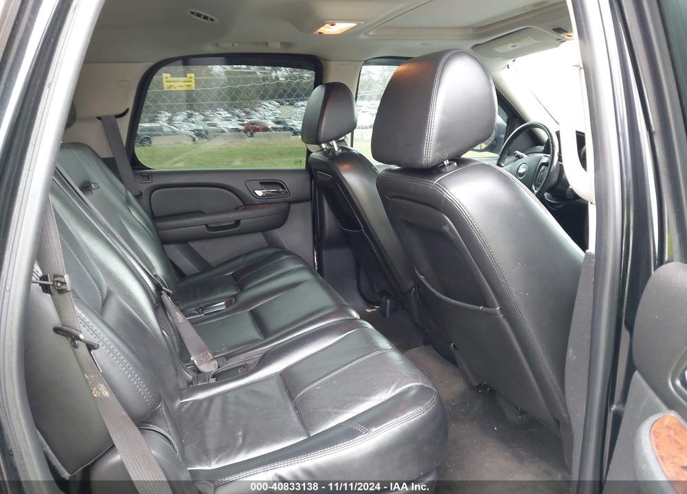 2007 CHEVROLET TAHOE LT VIN: 1GNFK13037R203192
