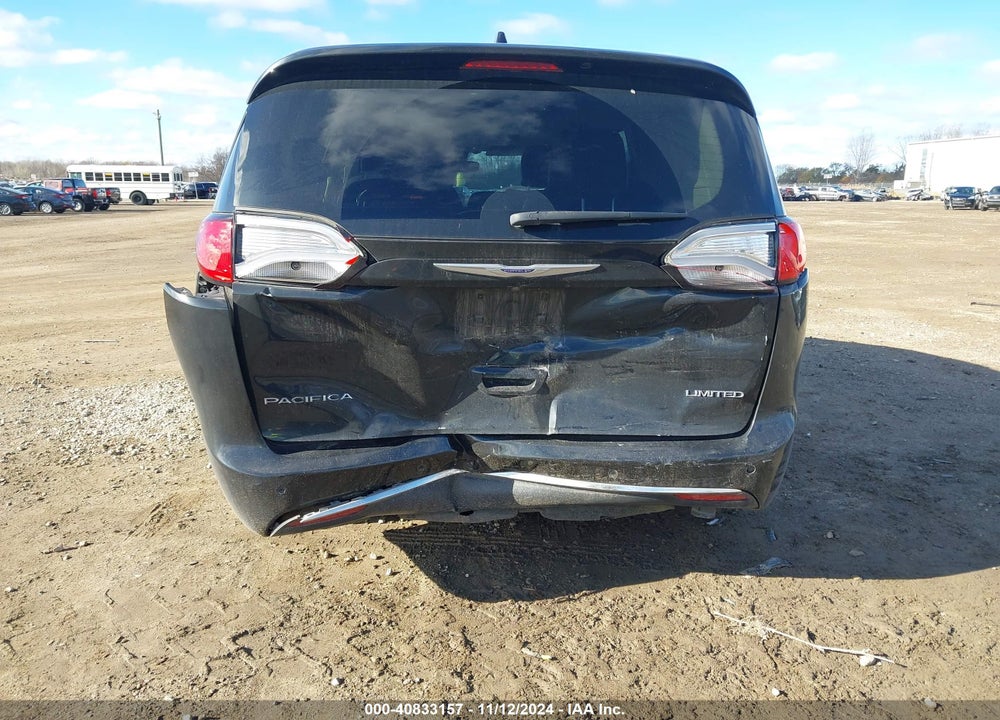 2019 CHRYSLER PACIFICA VIN: 2C4RC1GG5KR720572