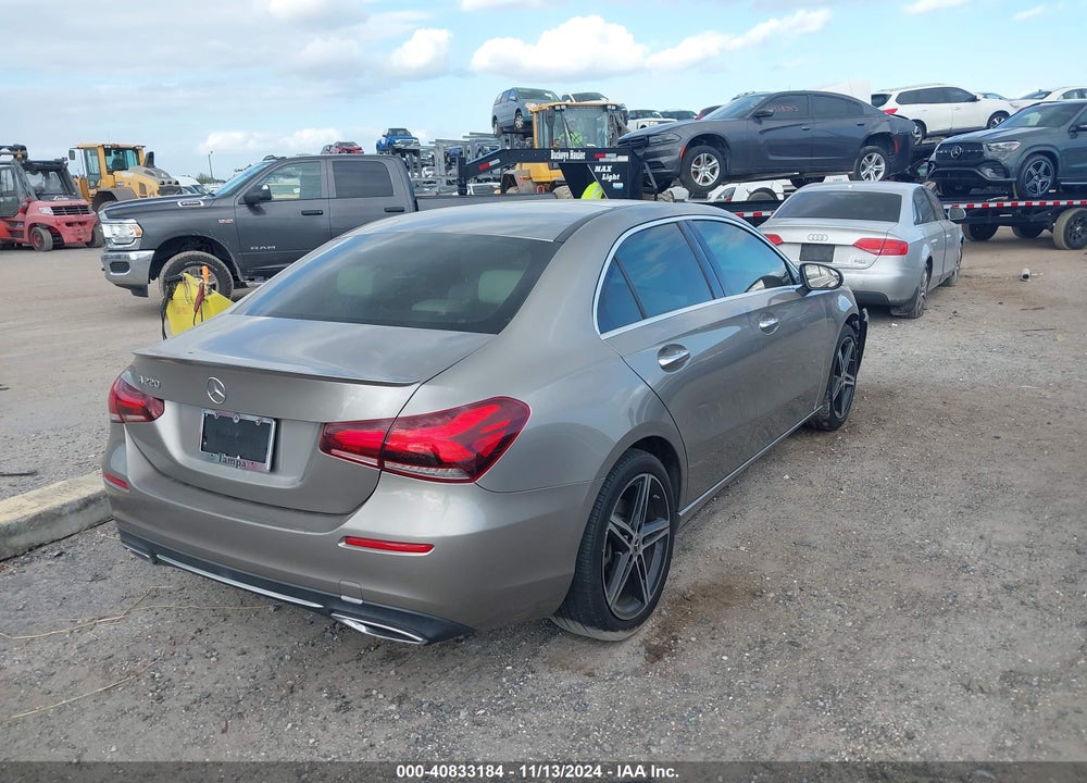 2019 MERCEDES-BENZ A 220 VIN: WDD3G4EB2KW001635
