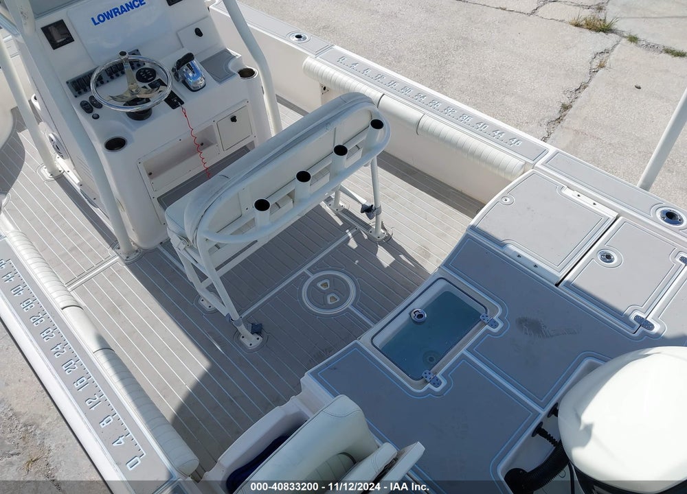 2019 SEA BORN BOAT VIN: SVTZ4068F819