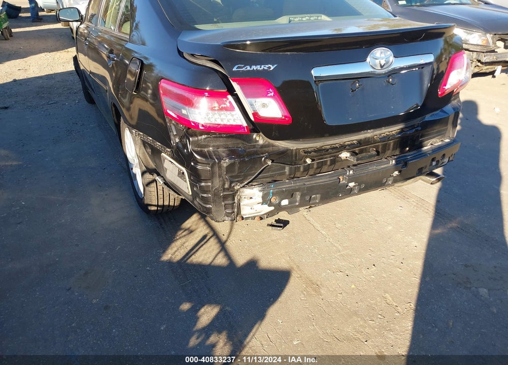 2011 TOYOTA CAMRY XLE VIN: 4T4BF3EK7BR192517