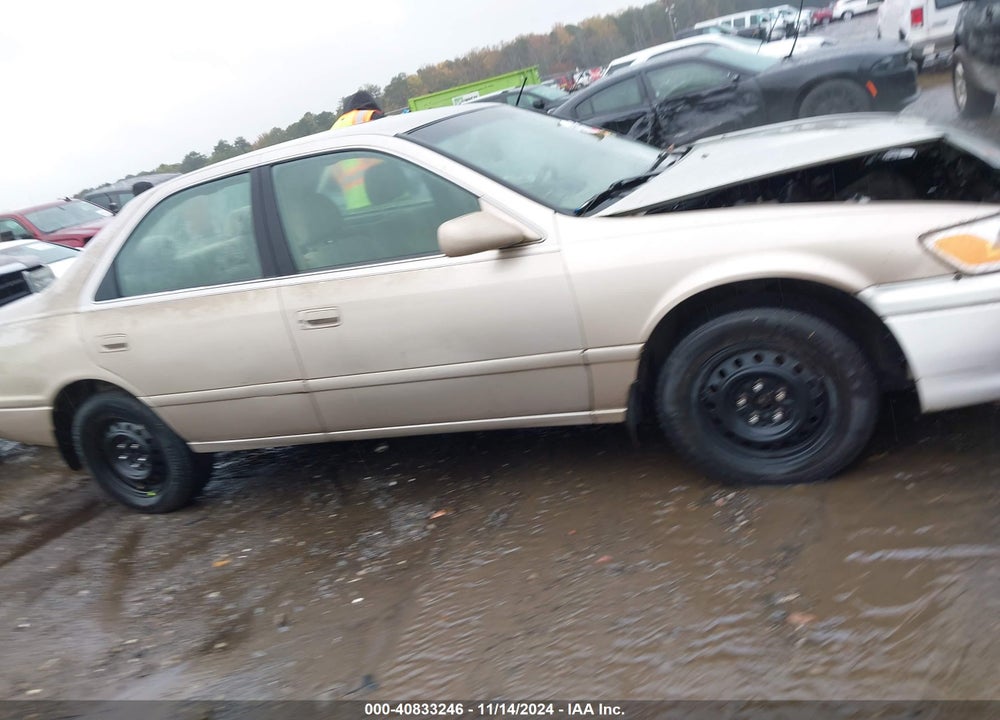 2000 TOYOTA CAMRY CE VIN: 4T1BG22KXYU749757