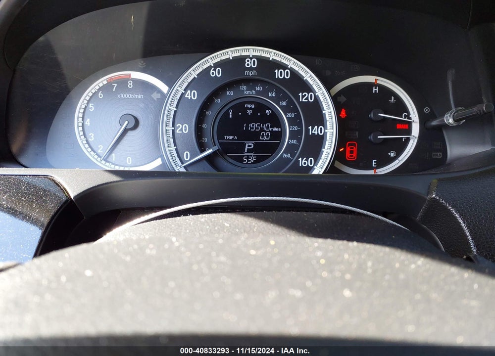 2016 HONDA ACCORD VIN: 1HGCR2F38GA194010