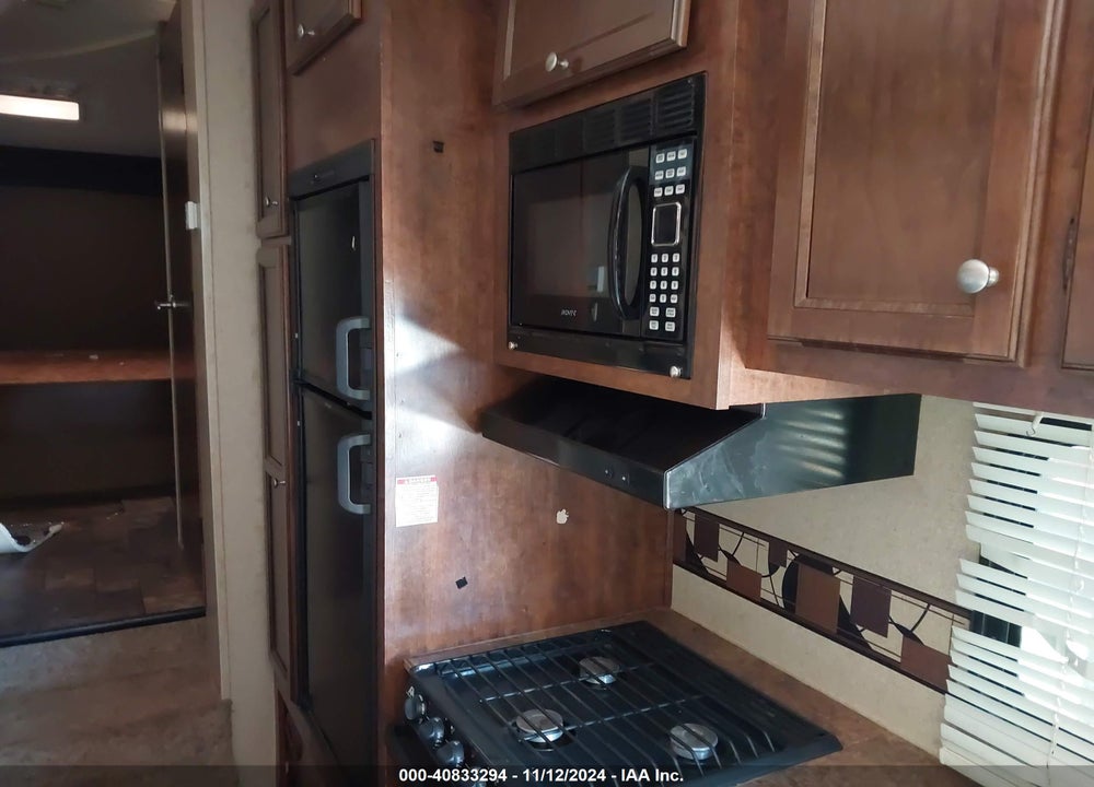 2014 COAC CHAPPARAL VIN: 5ZT3CLRB7EA308969