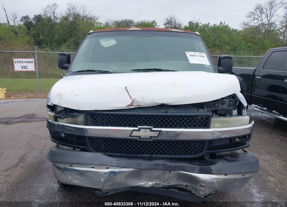 2005 CHEVROLET EXPRESS VIN: 1GAHG39U851207106