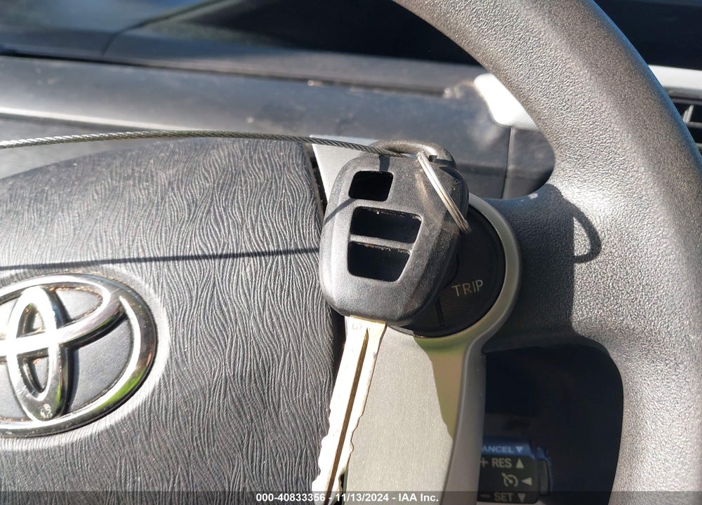 2012 TOYOTA PRIUS C TWO VIN: JTDKDTB30C1015442