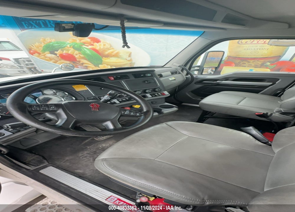 2020 KENWORTH T880 VIN: 1XKZDP9XXLJ397191