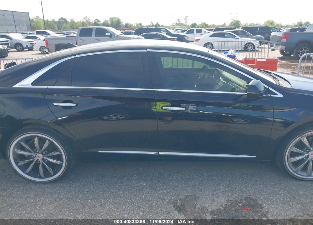 2013 CADILLAC XTS STANDARD VIN: 2G61N5S38D9118225