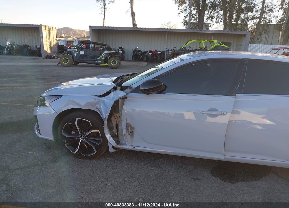 2023 NISSAN ALTIMA SR FWD VIN: 1N4BL4CV8PN372770