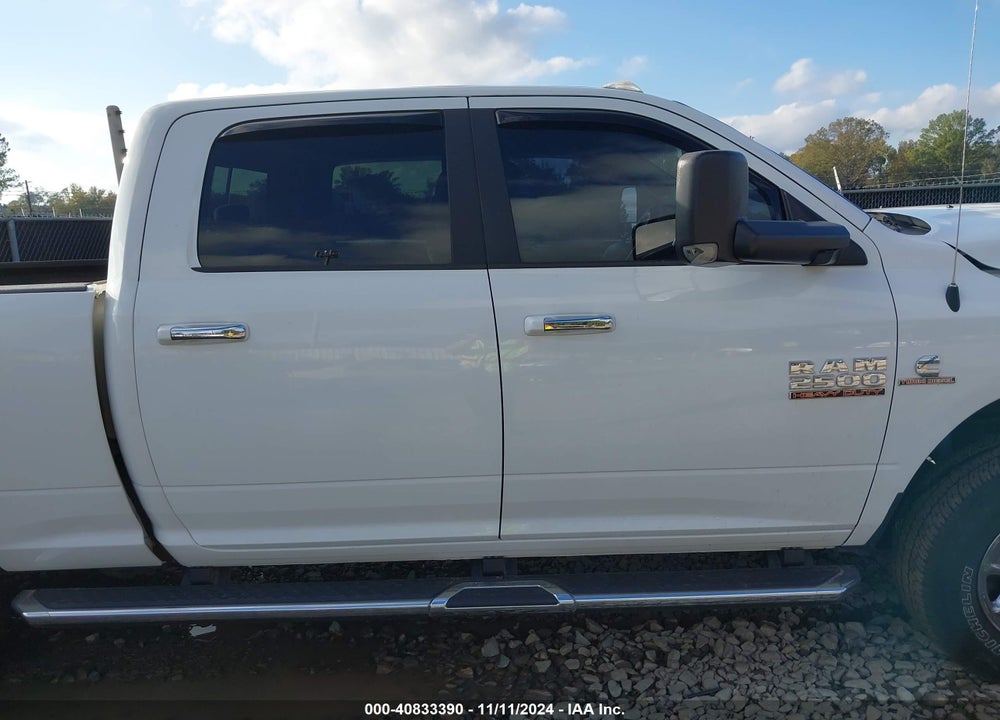2018 RAM 2500 SLT 4X4 6'4 BOX VIN: 3C6UR5DL1JG426535