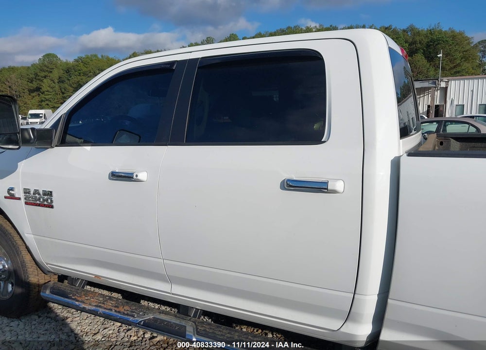 2018 RAM 2500 SLT 4X4 6'4 BOX VIN: 3C6UR5DL1JG426535