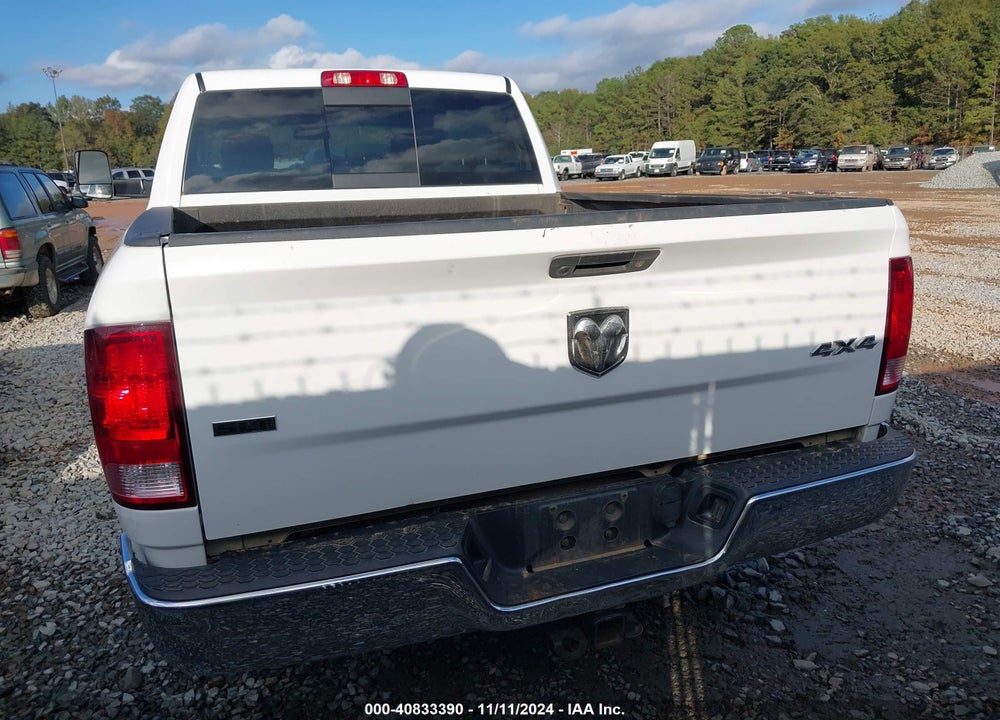 2018 RAM 2500 SLT 4X4 6'4 BOX VIN: 3C6UR5DL1JG426535