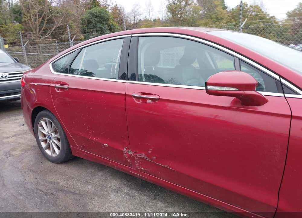 2017 FORD FUSION SE VIN: 3FA6P0HD3HR240710