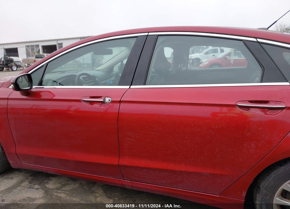 2017 FORD FUSION SE VIN: 3FA6P0HD3HR240710