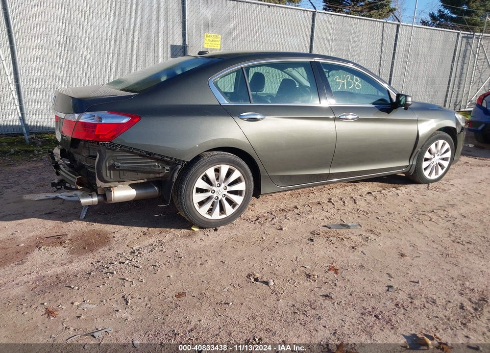 2015 HONDA ACCORD EX-L V-6 VIN: 1HGCR3F81FA001700