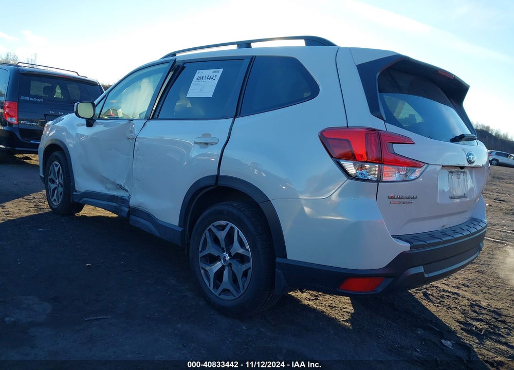 2020 SUBARU FORESTER PREMIUM VIN: JF2SKAJC5LH554594