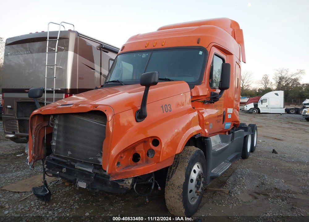 2014 FREIGHTLINER CASCADIA 125 VIN: 1FUGGLD52ELFK3670