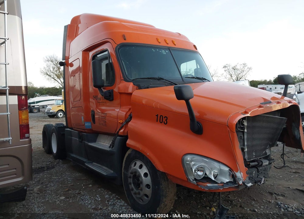 2014 FREIGHTLINER CASCADIA 125 VIN: 1FUGGLD52ELFK3670