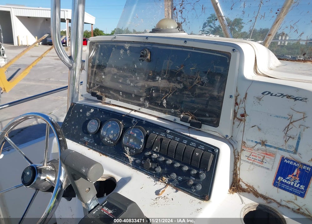 2000 BOSTON WHALER OTHER VIN: BWCJF284L900