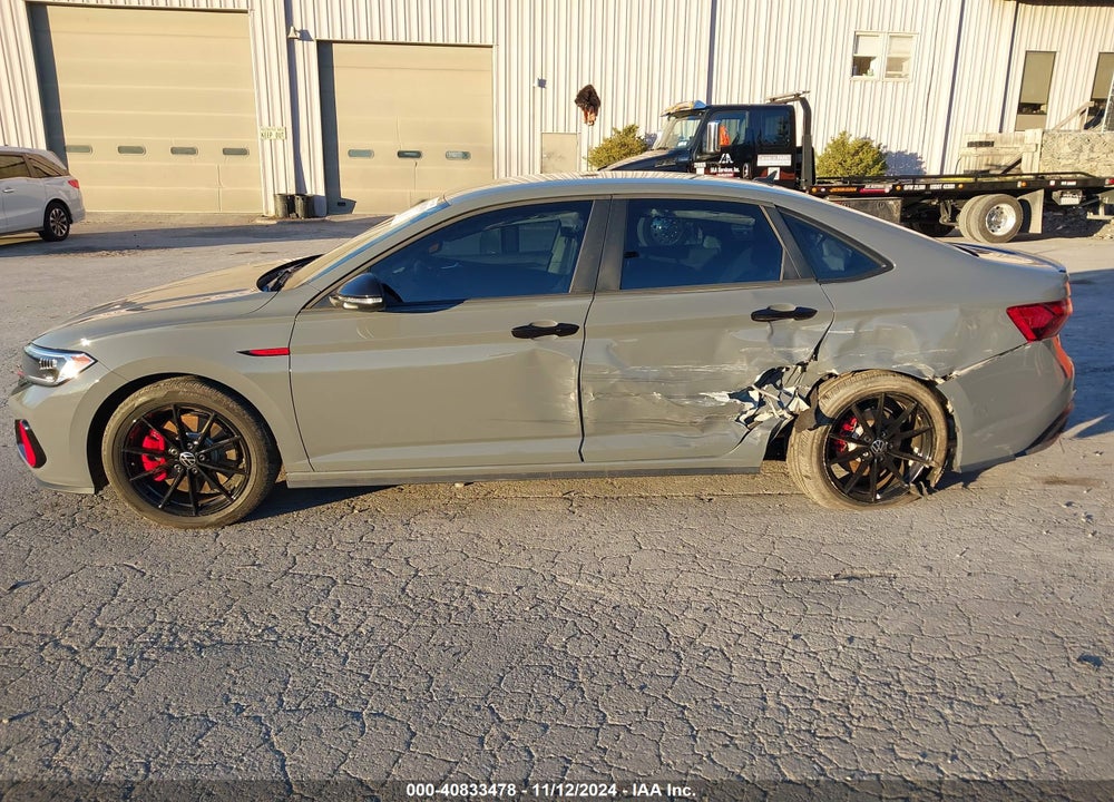 2024 VOLKSWAGEN JETTA GLI VIN: 3VW8T7BU9RM028096