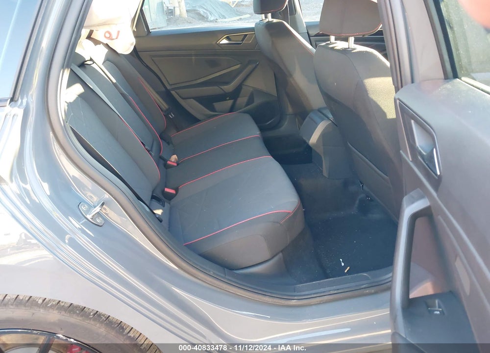 2024 VOLKSWAGEN JETTA GLI VIN: 3VW8T7BU9RM028096